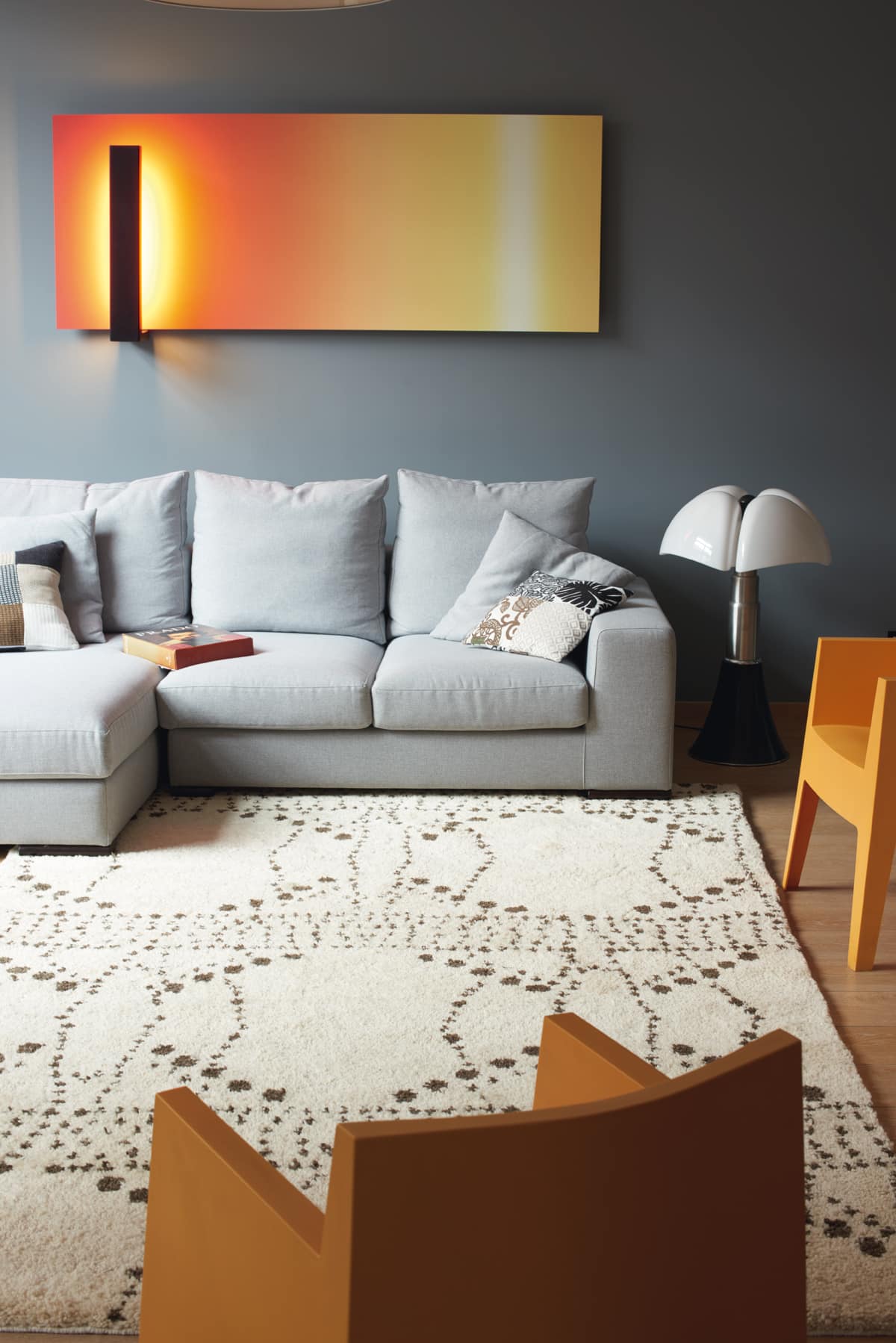 Salon décoré avec tapis Saba
