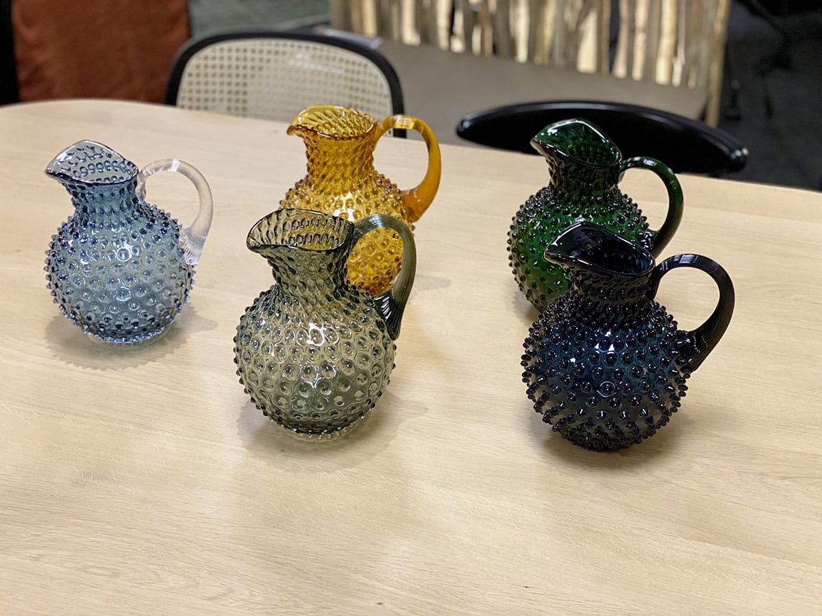 Ensemble de carafes en verre